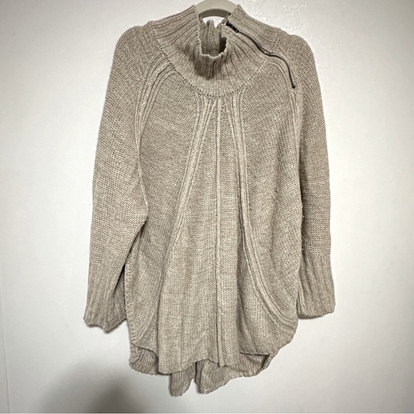 Woman’s Pullover Zip Neck Oversized Sweater Size L/XL Acadamia Hobo - Picture 1 of 11